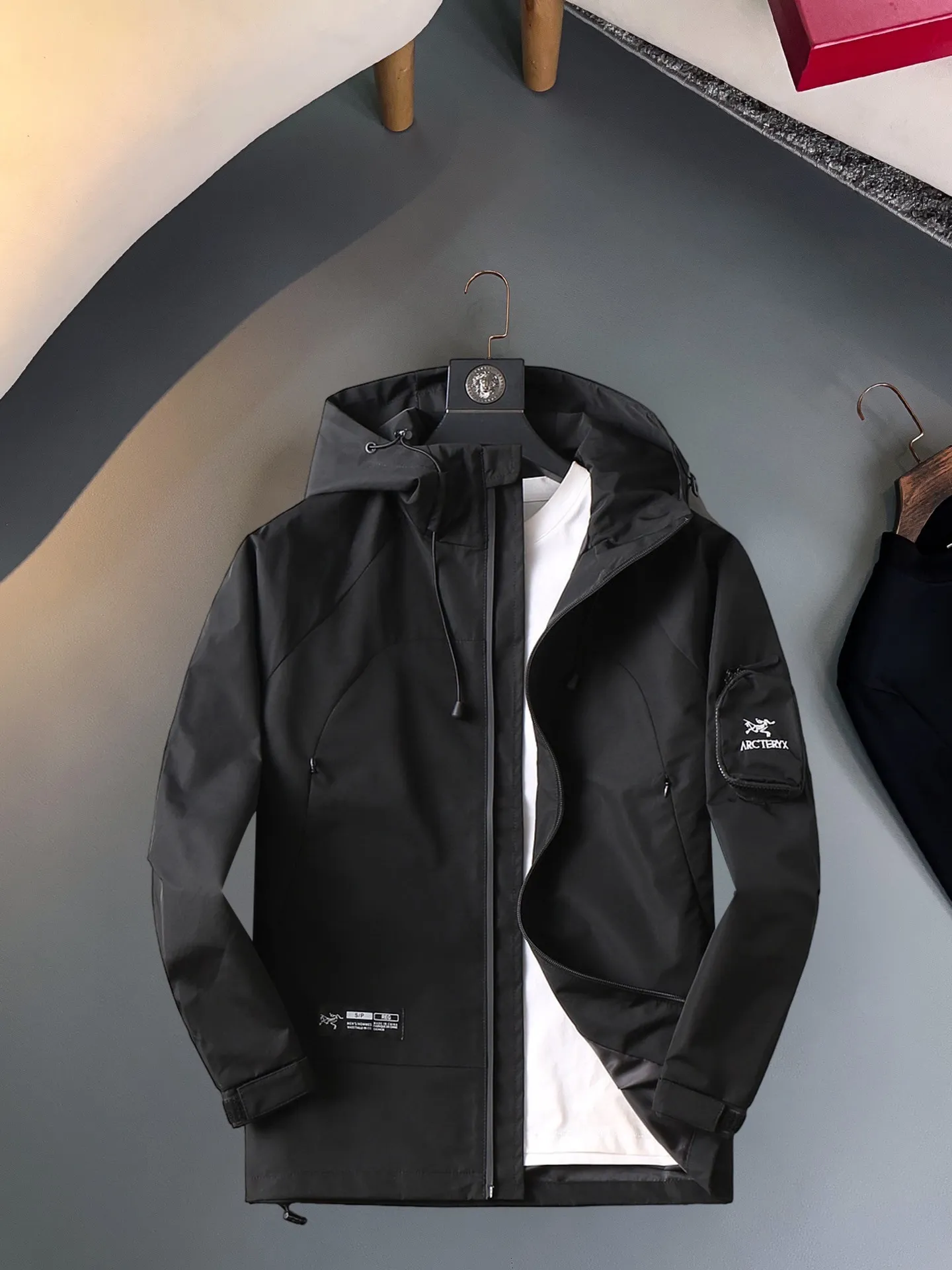Same Style， ， 2026 New Arrival ， Original Premium Breathable ， ， ， Quality。 ， Sizes：M～3XL，